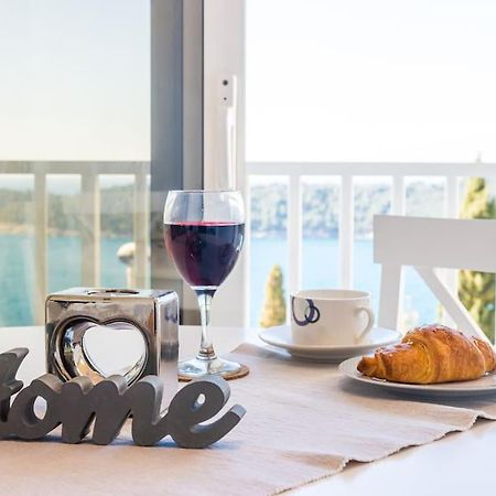 Sea View Apartment 10 Minutes Walk From Old City Ντουμπρόβνικ Εξωτερικό φωτογραφία