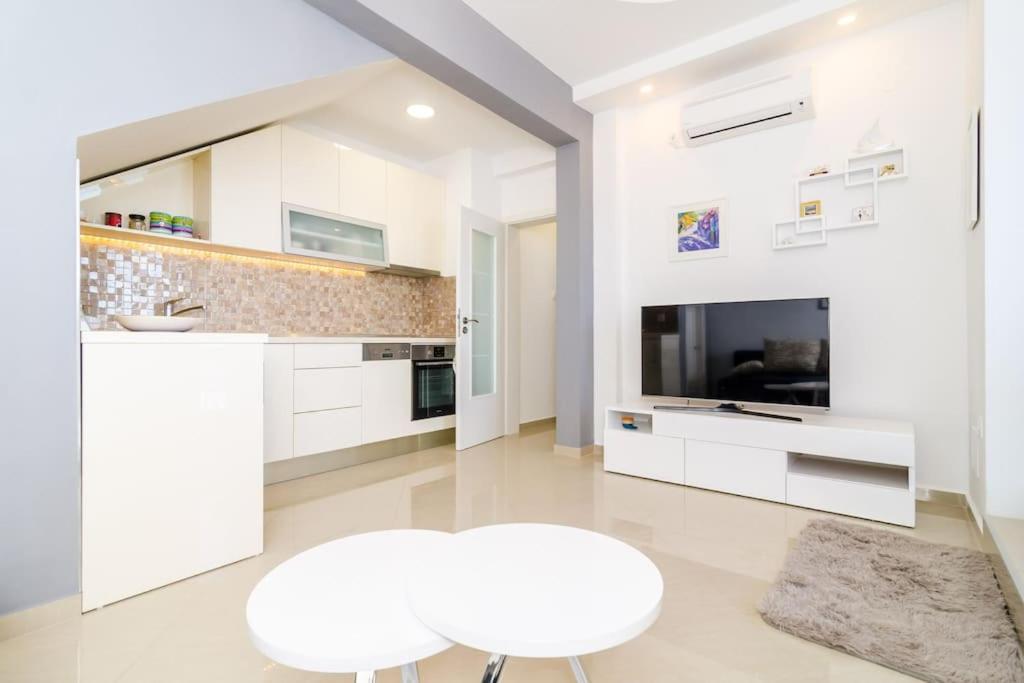 Sea View Apartment 10 Minutes Walk From Old City Ντουμπρόβνικ Εξωτερικό φωτογραφία